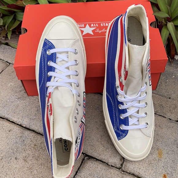 CONVERSE CHUCK 70 HI WMNS 169912C
CHUCK 70 HI
EGRET/RUSH BLUE/UNIVERSITY RED - Picture 12 of 16